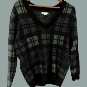 Navy and Green V-Neck Oversized Sweater Winter